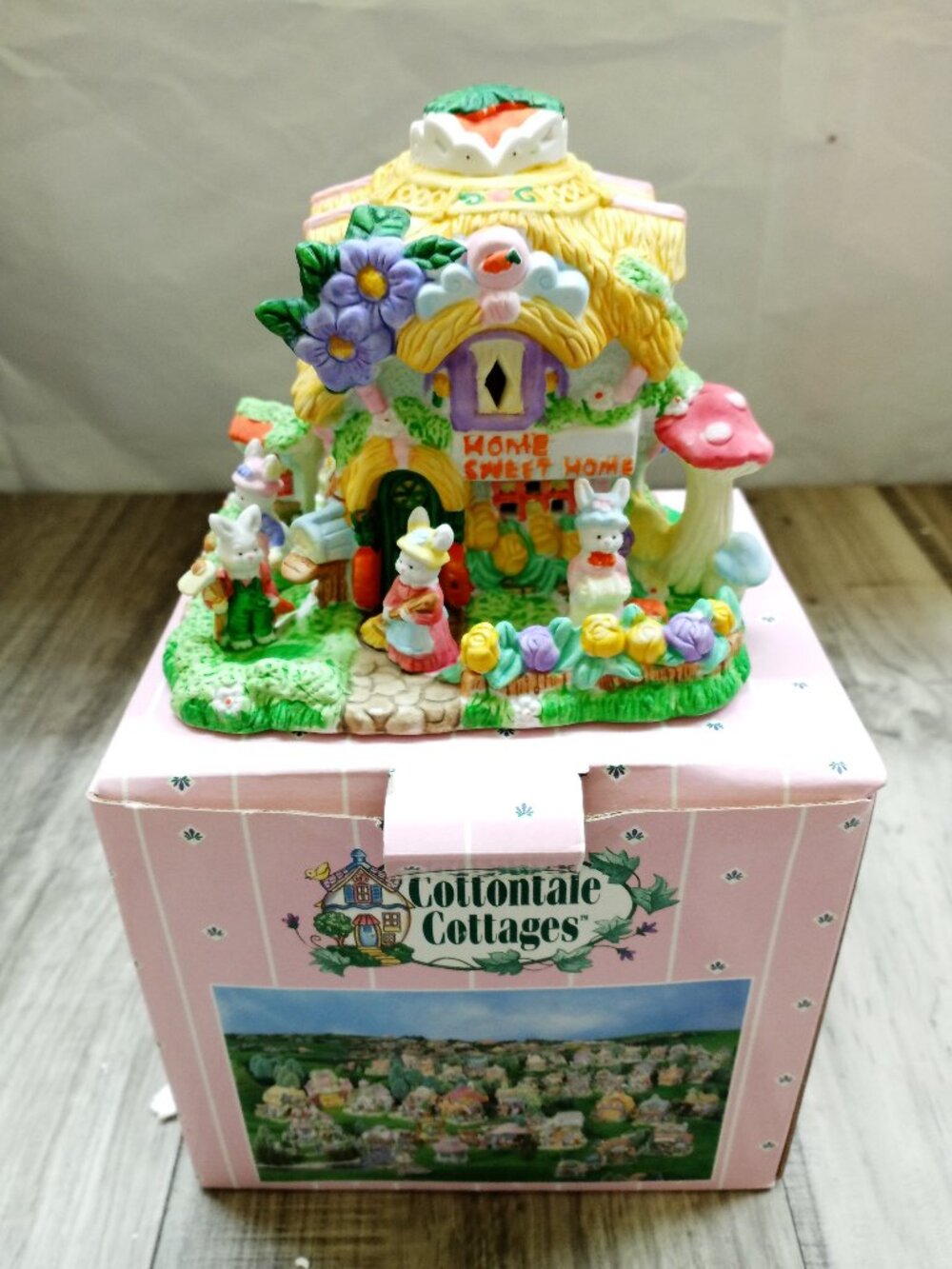 HOME SWEET HOME Cottontale Cottages Easter Village Porcelain Painted House